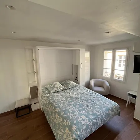 Saint-Tropez Centre - Grand Studio Avec Terrasse Exterior photo