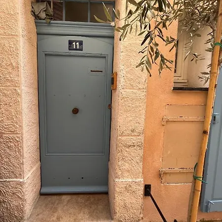 Saint-Tropez Centre - Grand Studio Avec Terrasse Exterior photo